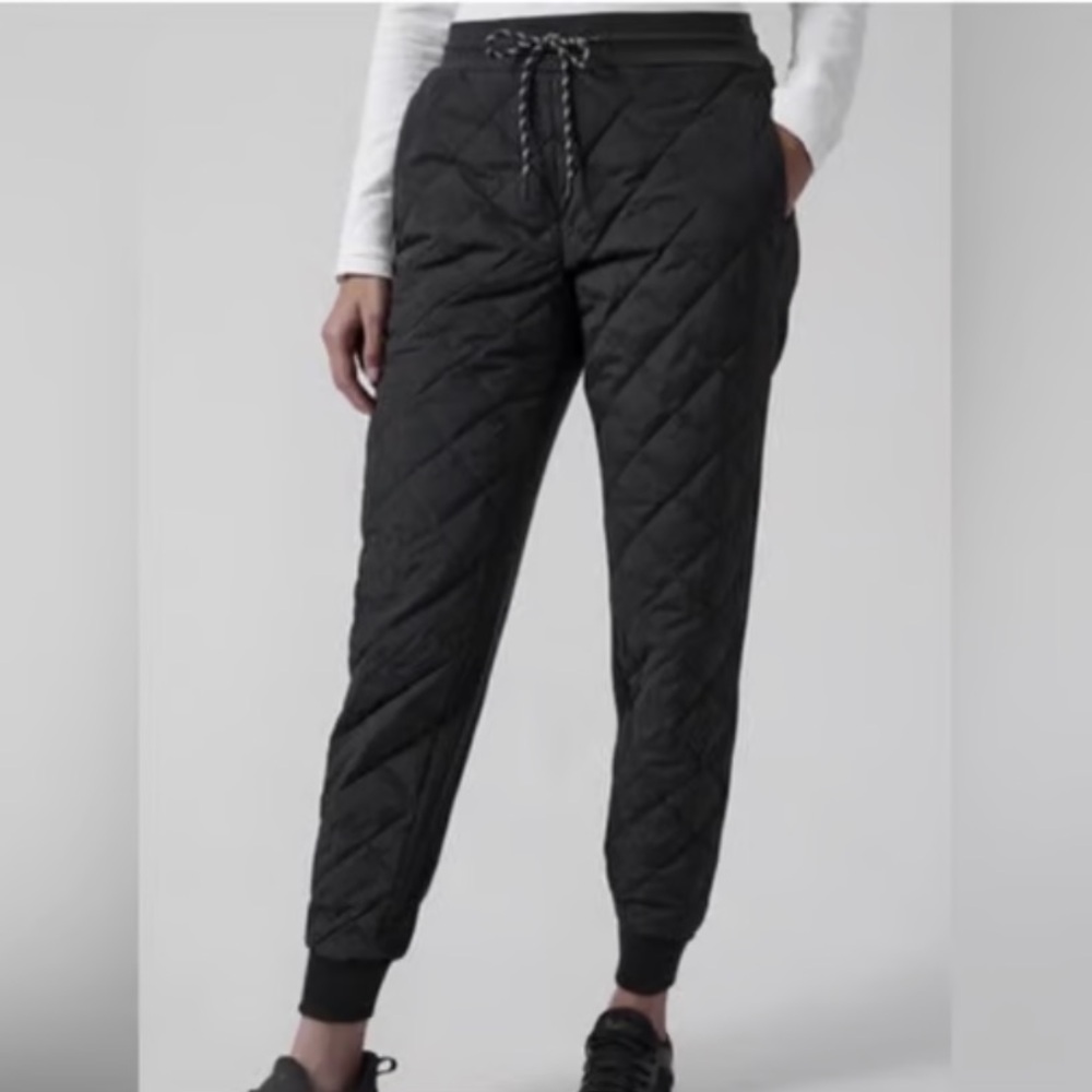 Althleta Apres Ski Down Quilted Black Joggers